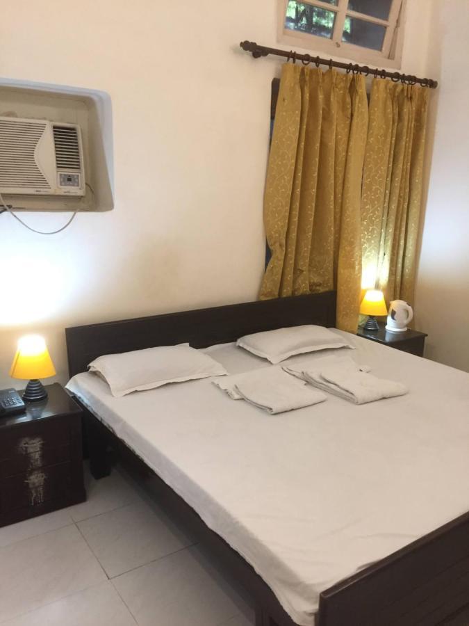 Hotel White House Dehradun Extérieur photo