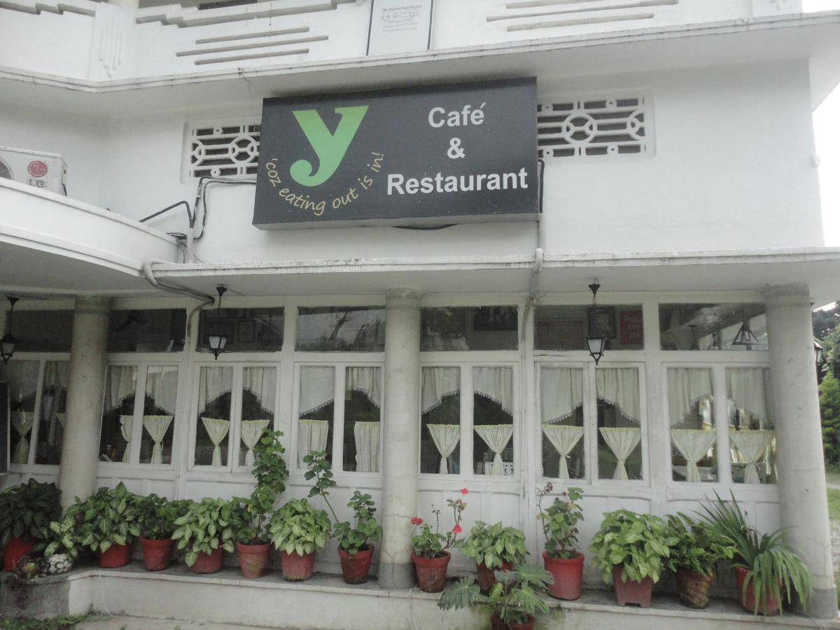 Hotel White House Dehradun Extérieur photo